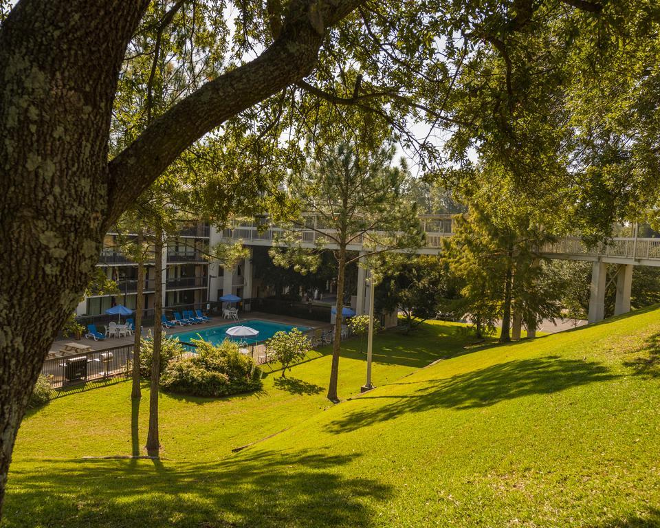 Vicksburg Inn & Suites Exterior photo